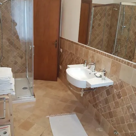 Gli Olivi Farm stay *